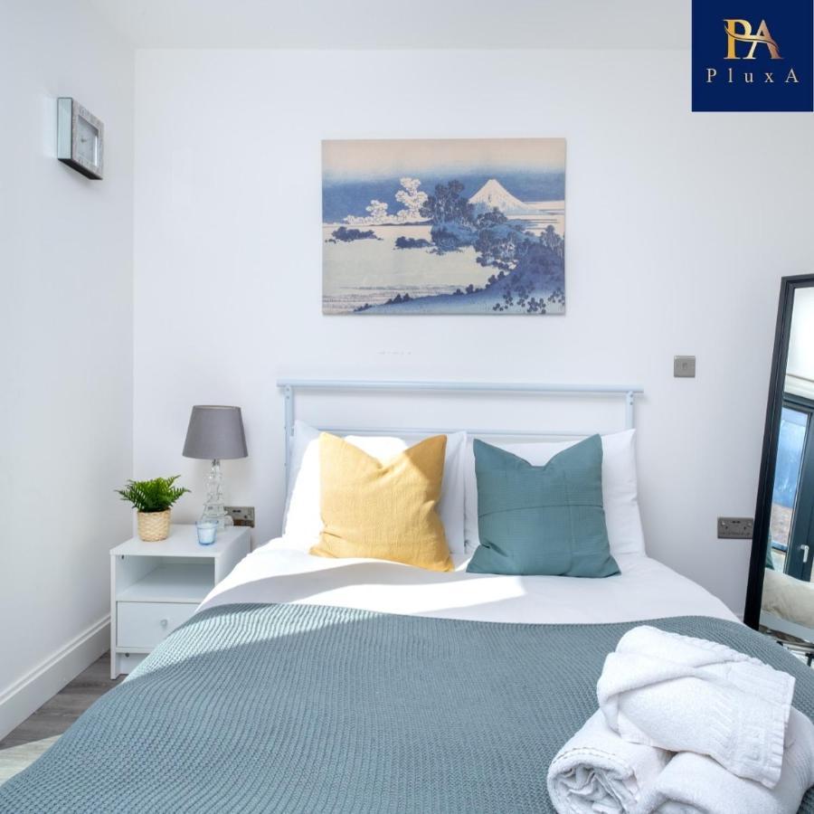 Pluxa Vivid Veranda Beautiful City Centre Apartment With Free Parking Birmingham Exteriér fotografie
