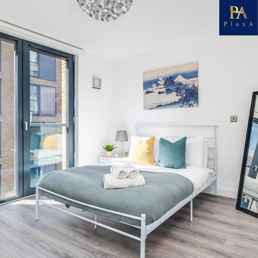 Pluxa Vivid Veranda Beautiful City Centre Apartment With Free Parking Birmingham Exteriér fotografie