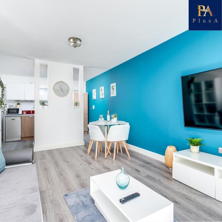 Pluxa Vivid Veranda Beautiful City Centre Apartment With Free Parking Birmingham Exteriér fotografie