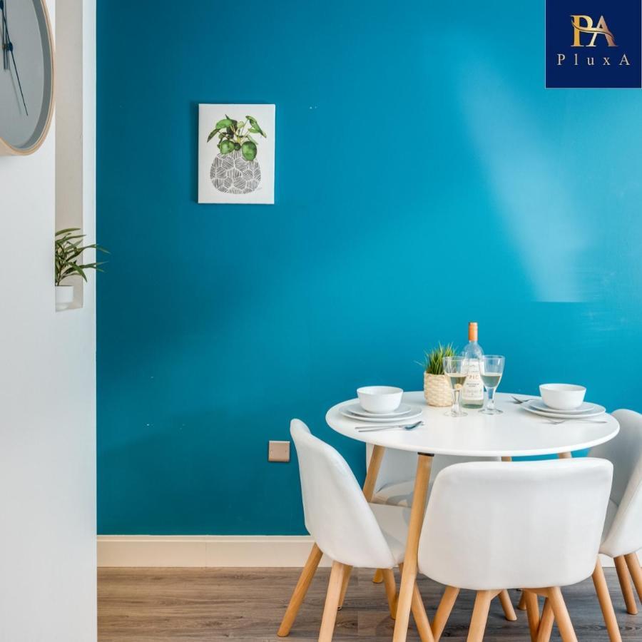 Pluxa Vivid Veranda Beautiful City Centre Apartment With Free Parking Birmingham Exteriér fotografie